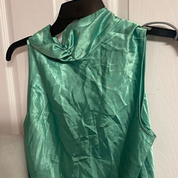 Nine West Blouse NWT. Size Medium - Picture 1 of 7